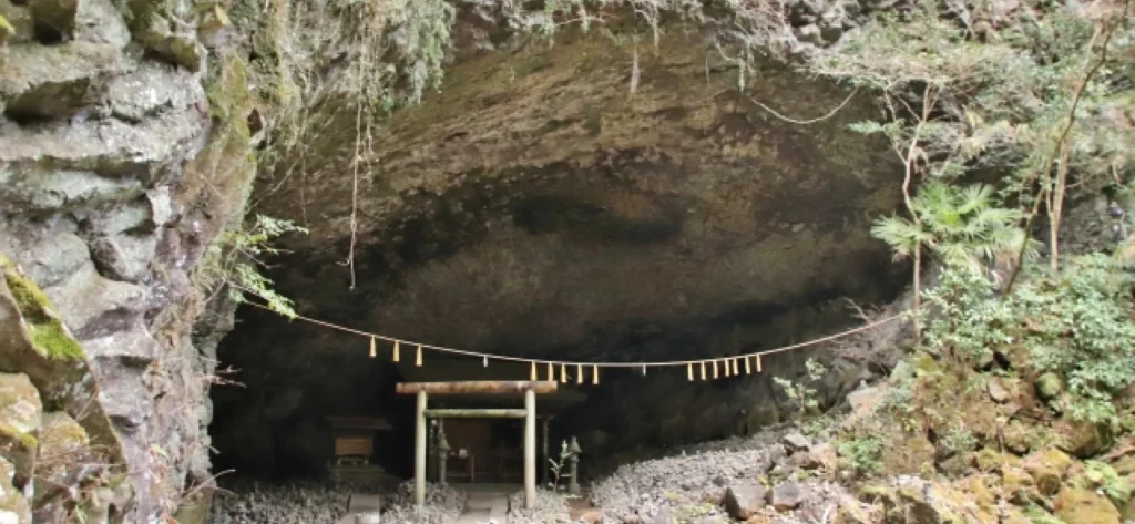 天岩戸神社・天安河原