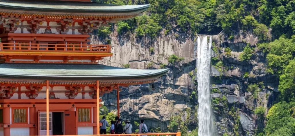 那智の滝 (和歌山県那智勝浦町)